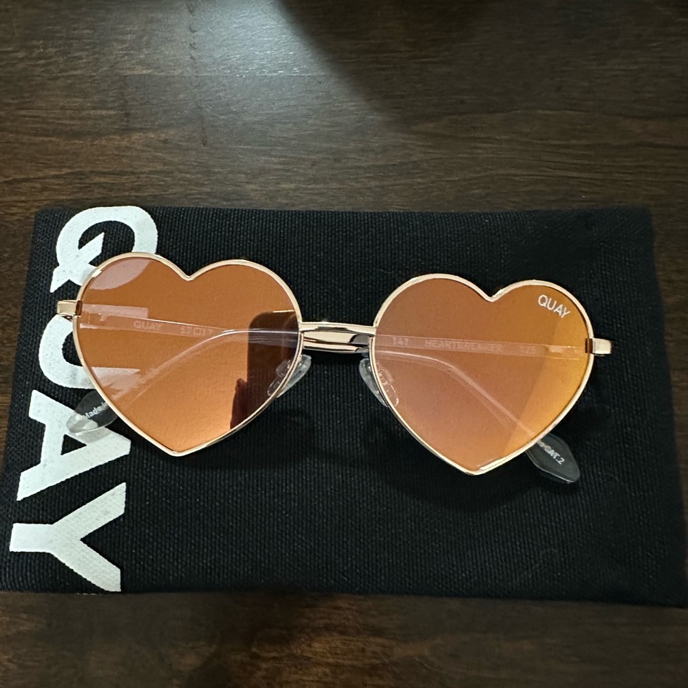 Quay Australia x Pride Heartbreaker
45mm Heart Sunglasses.